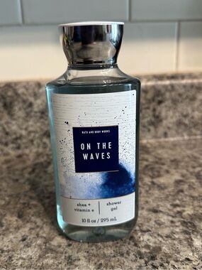 NEW Bath & Body Works On The Waves Shower Gel Body Wash 10oz Discontinued